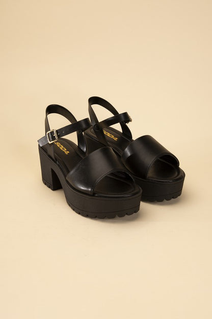 Stacie - S Platform Sandals Fortune Dynamic