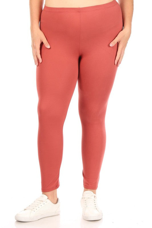 Plus+ Solid High Rise Fitted Leggings