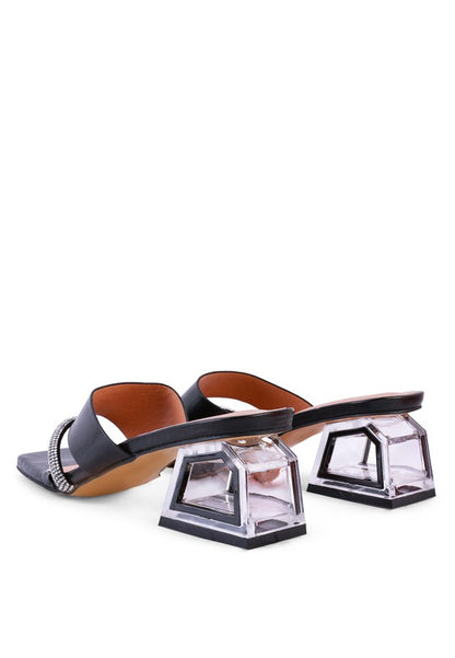 Never Minimal Low Heel Sandals