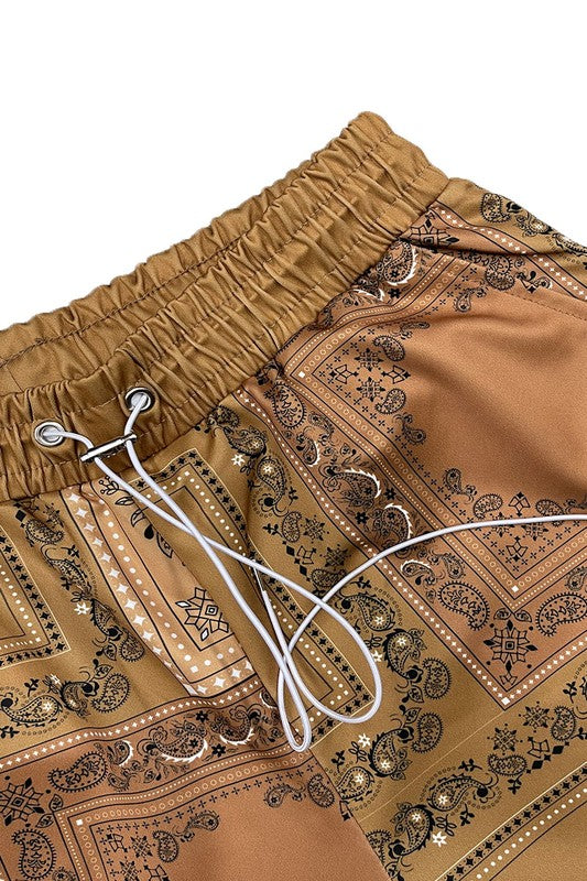 Weiv Men's Paisley Bandana Print Shorts