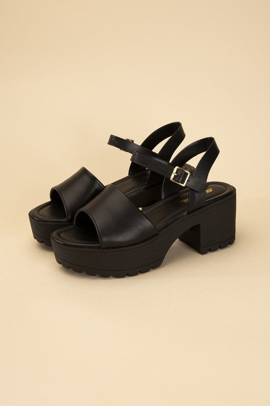 Stacie - S Platform Sandals Fortune Dynamic