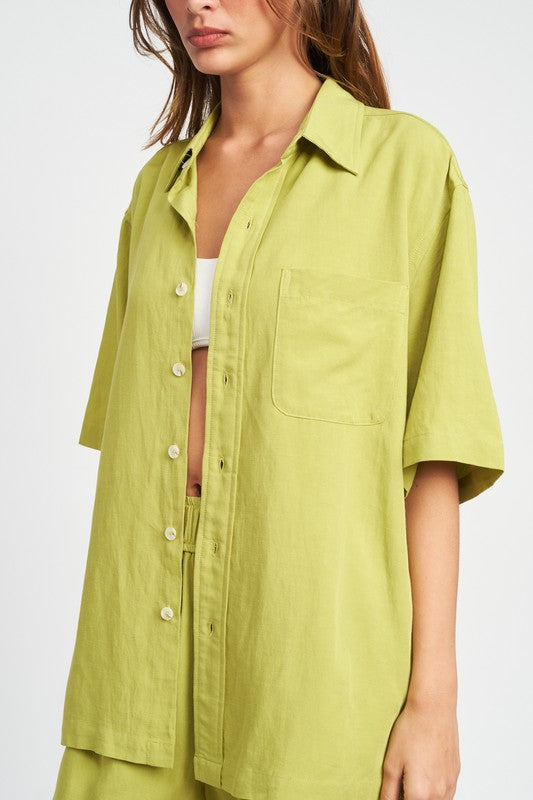 BUTTON UP OVERSIZED SHORT SLEEVE SHIRT