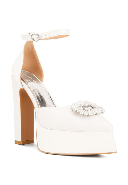 Maeissa Pearls Platform Block Heel Sandals