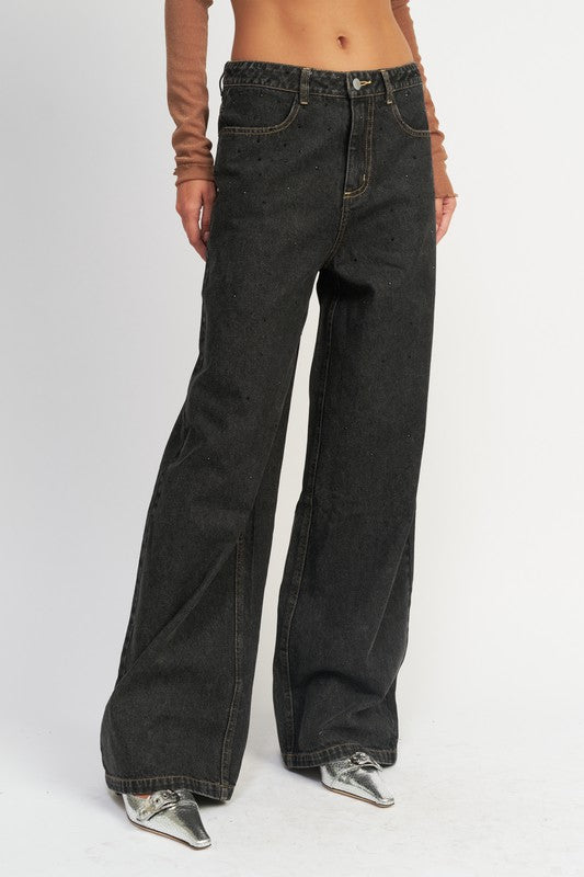 BOYFRIEND PANTS WITH CONTRASTED STITCHING