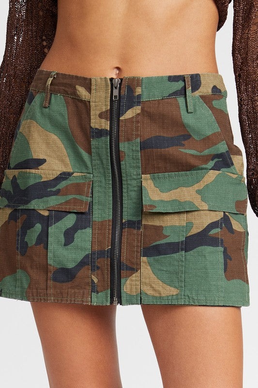 Front Zipper Camo Mini Skirt