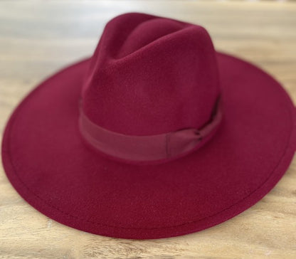 Wide brim panama hat in vegan felt LOVBAG