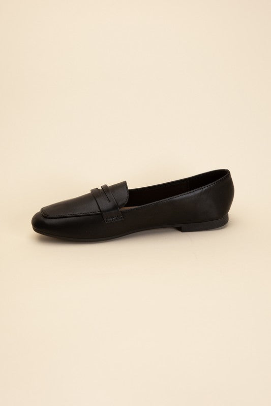 Harriet Classic Flats