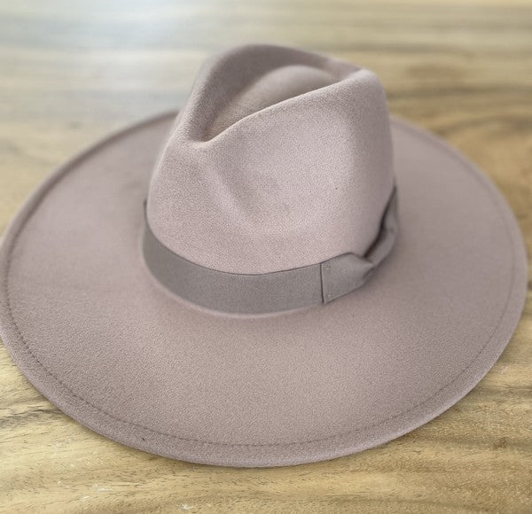 Wide brim panama hat in vegan felt LOVBAG