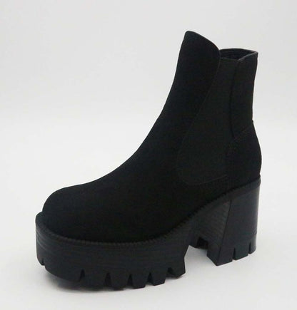 high platform bootie with corc and rubber soles si