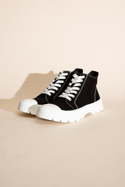 Crayon G Lace Up Sneakers