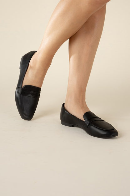 Harriet Classic Flats