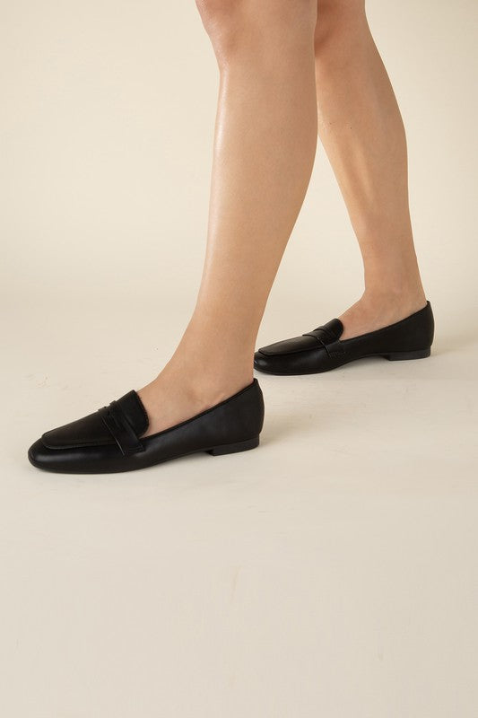 Harriet Classic Flats