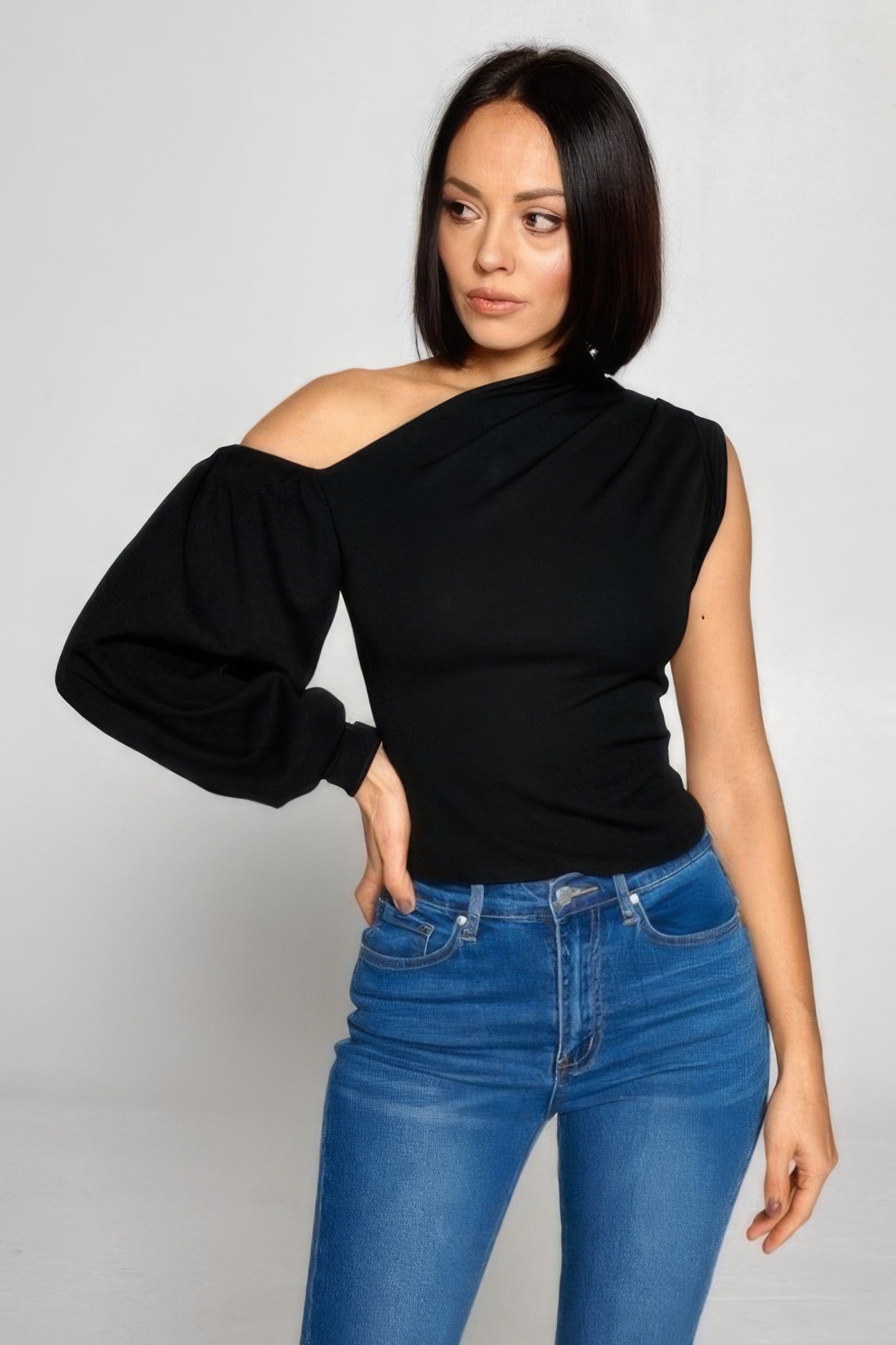 One-shoulder Top