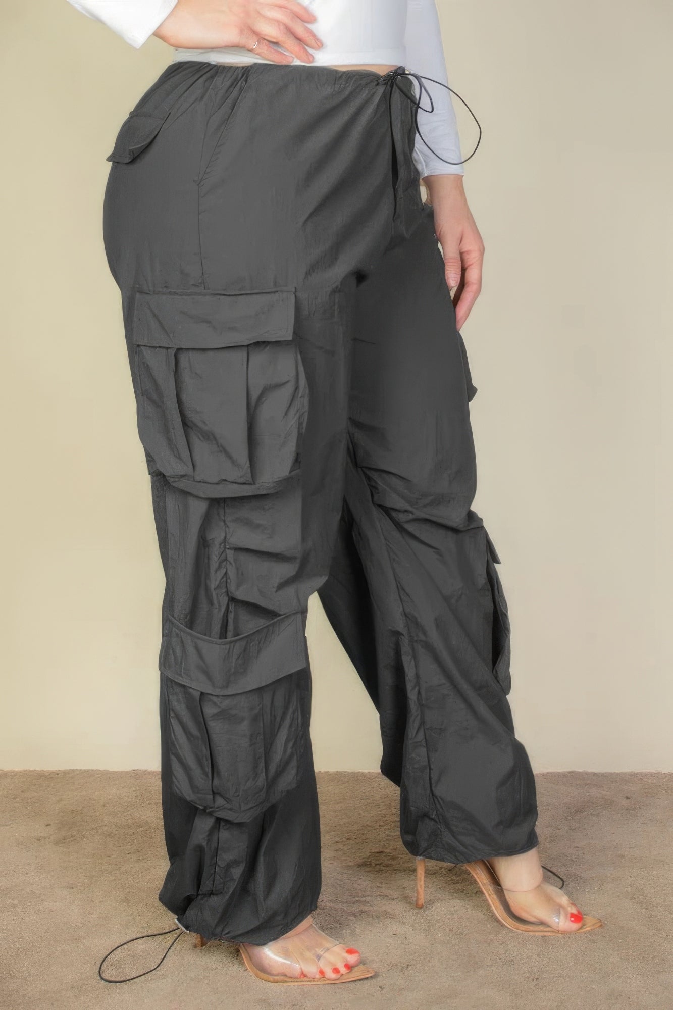 Flap Pockets Drawstring Ruched Parachute Pants