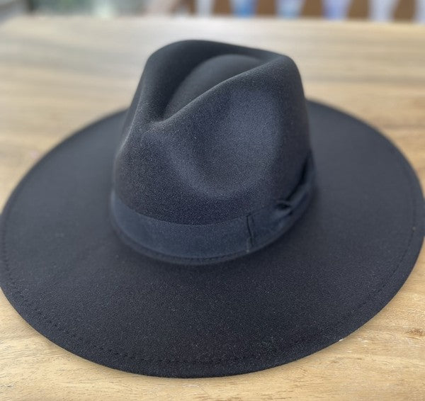 Wide brim panama hat in vegan felt LOVBAG