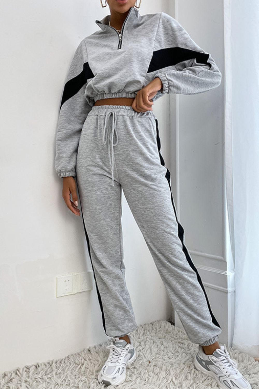 Contrast Quarter-Zip Cropped Sweatshirt and Joggers Set Trendsi