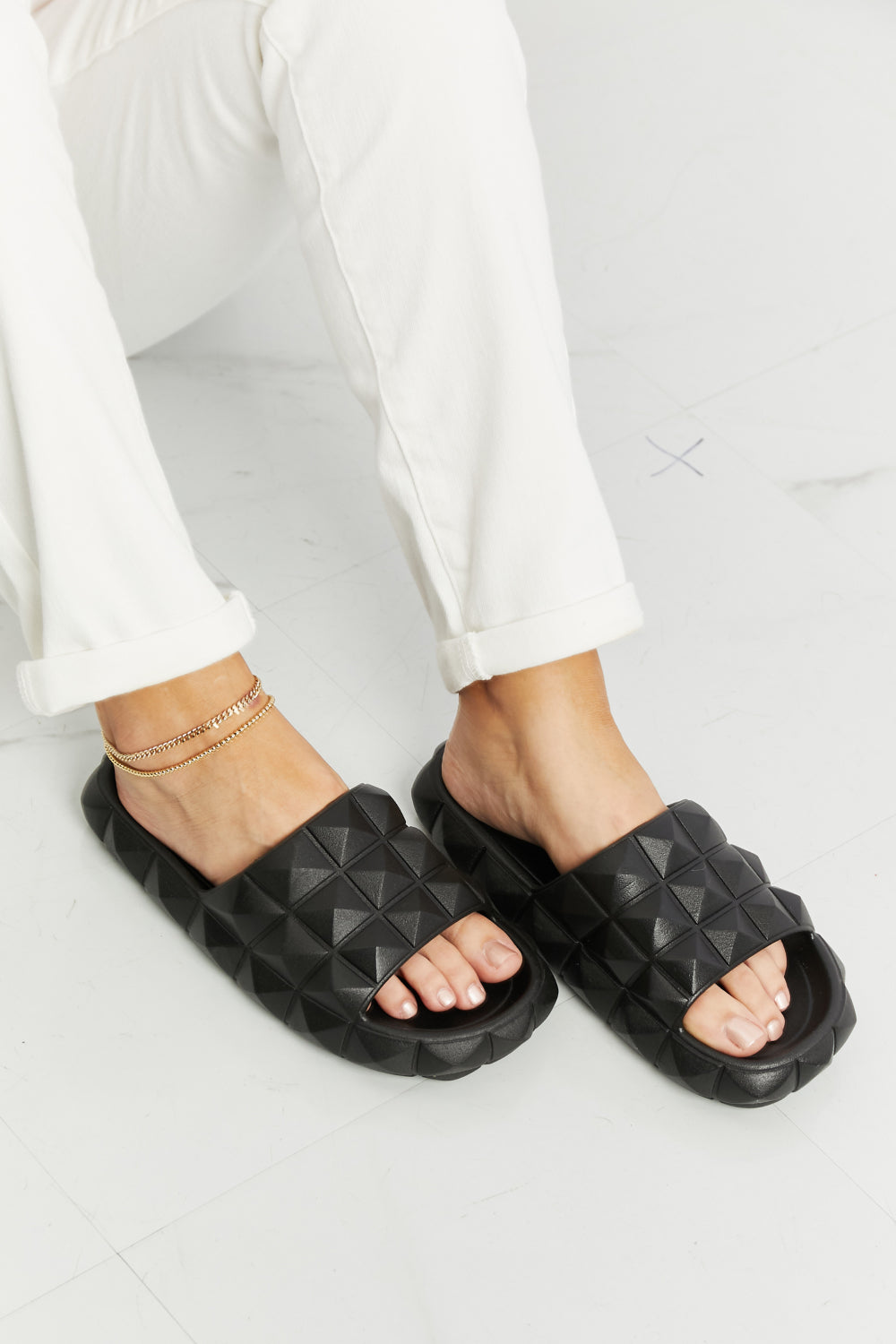 Legend Let's Chill 3D Stud Slide Sandal Trendsi