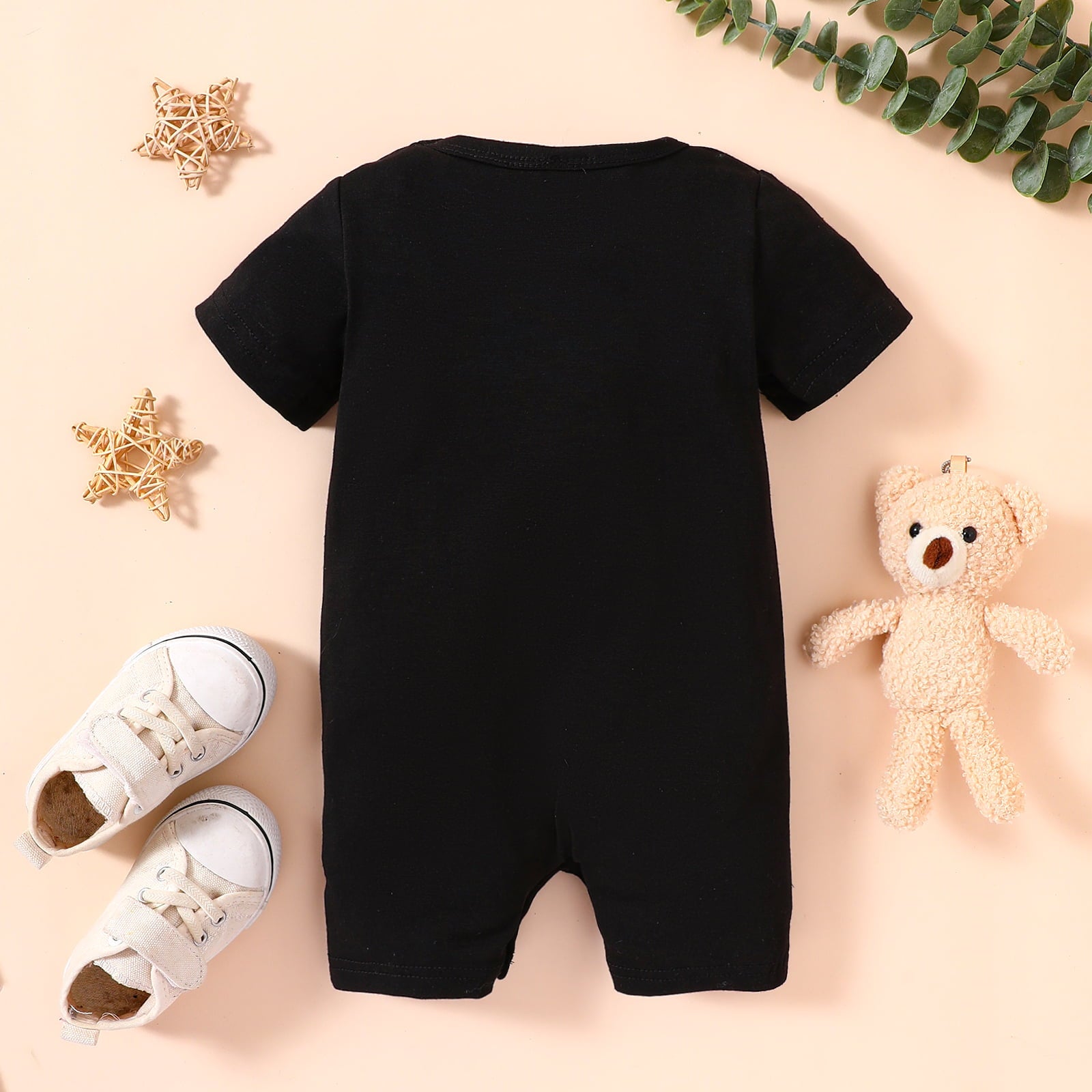 Baby Bear Graphic Short Sleeve Romper Trendsi