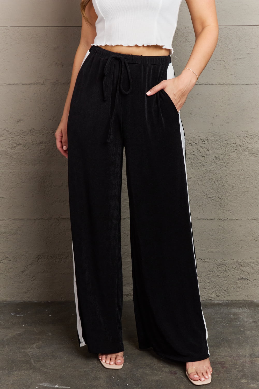 Culture Code Keep It Casual Color Block Stripe Long Pants in Black