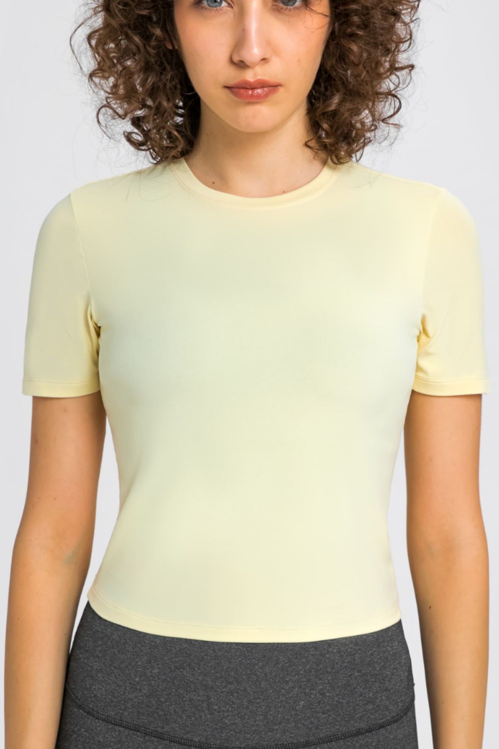 Round Neck Short Sleeve Yoga Tee Trendsi