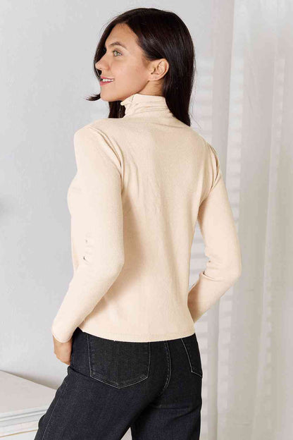 Turtleneck Long Sleeve Knit Top