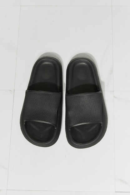 Arms Around Me Open Toe Slide in Black Trendsi