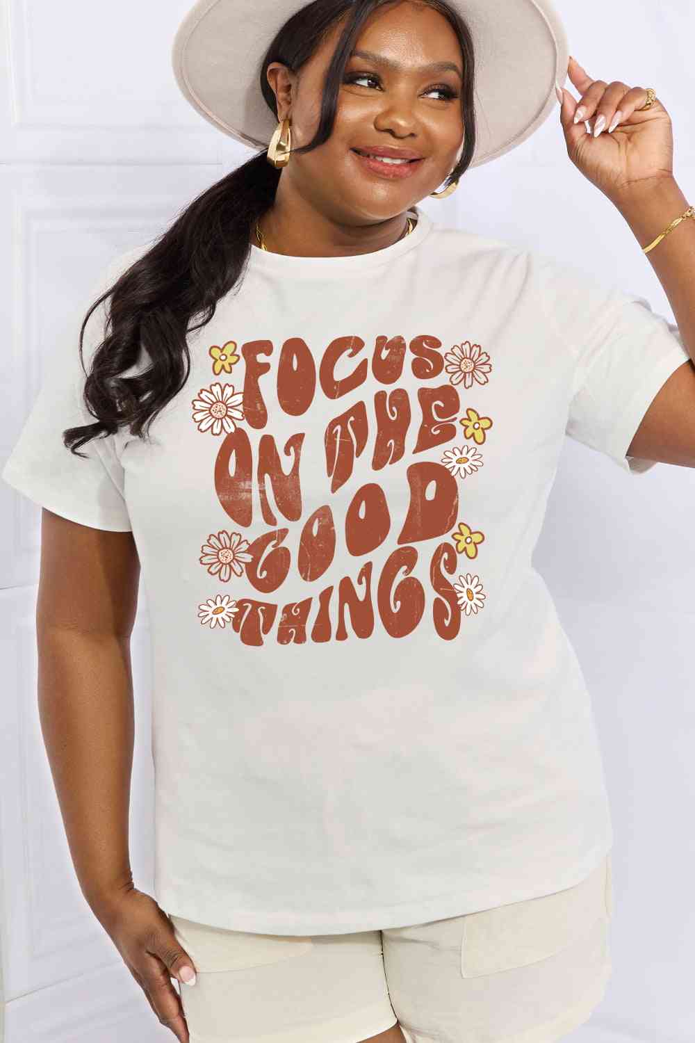 Simply Love FOCUS ON THE GOOD THINGS Graphic Cotton Tee