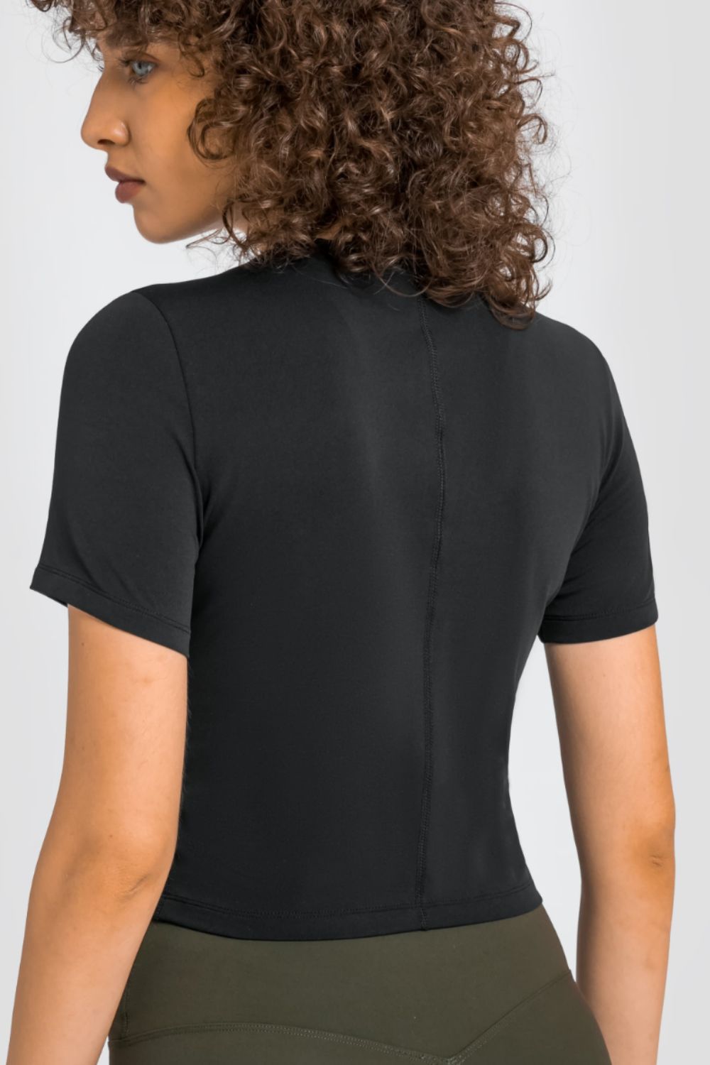 Round Neck Short Sleeve Yoga Tee Trendsi