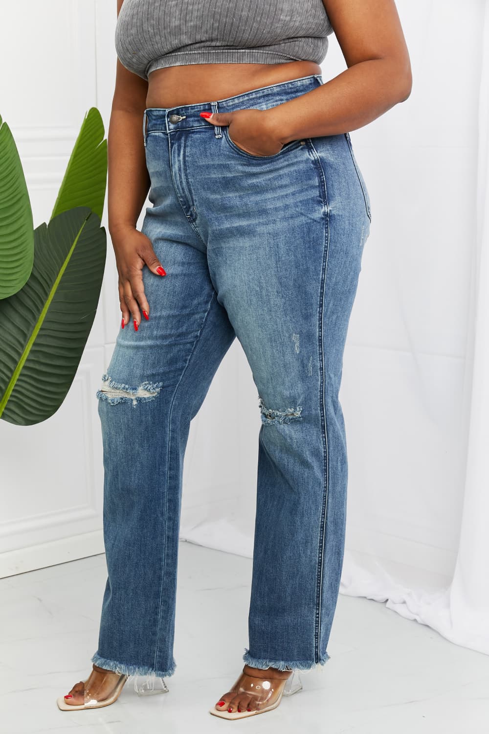 Becka Mid Rise Straight Jeans Trendsi