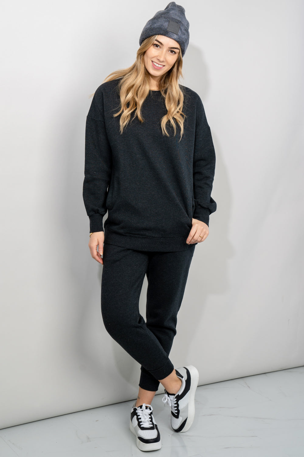 Sweatshirt and Joggers Lounge Set with Pockets in Charcoal Trendsi