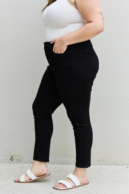 Judy Blue Kenya Mid Rise Slim Fit Jeans