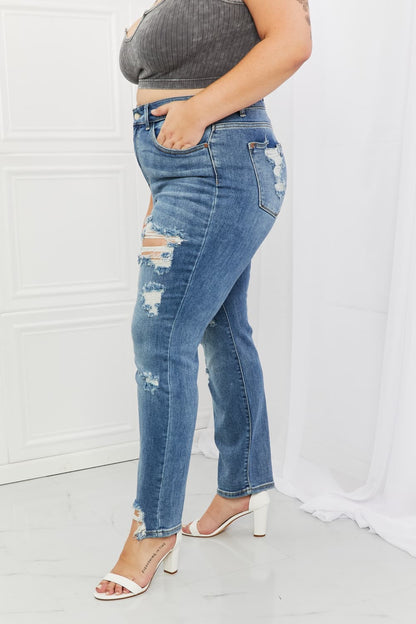 Judy Blue Bella Distressed Straight Jeans