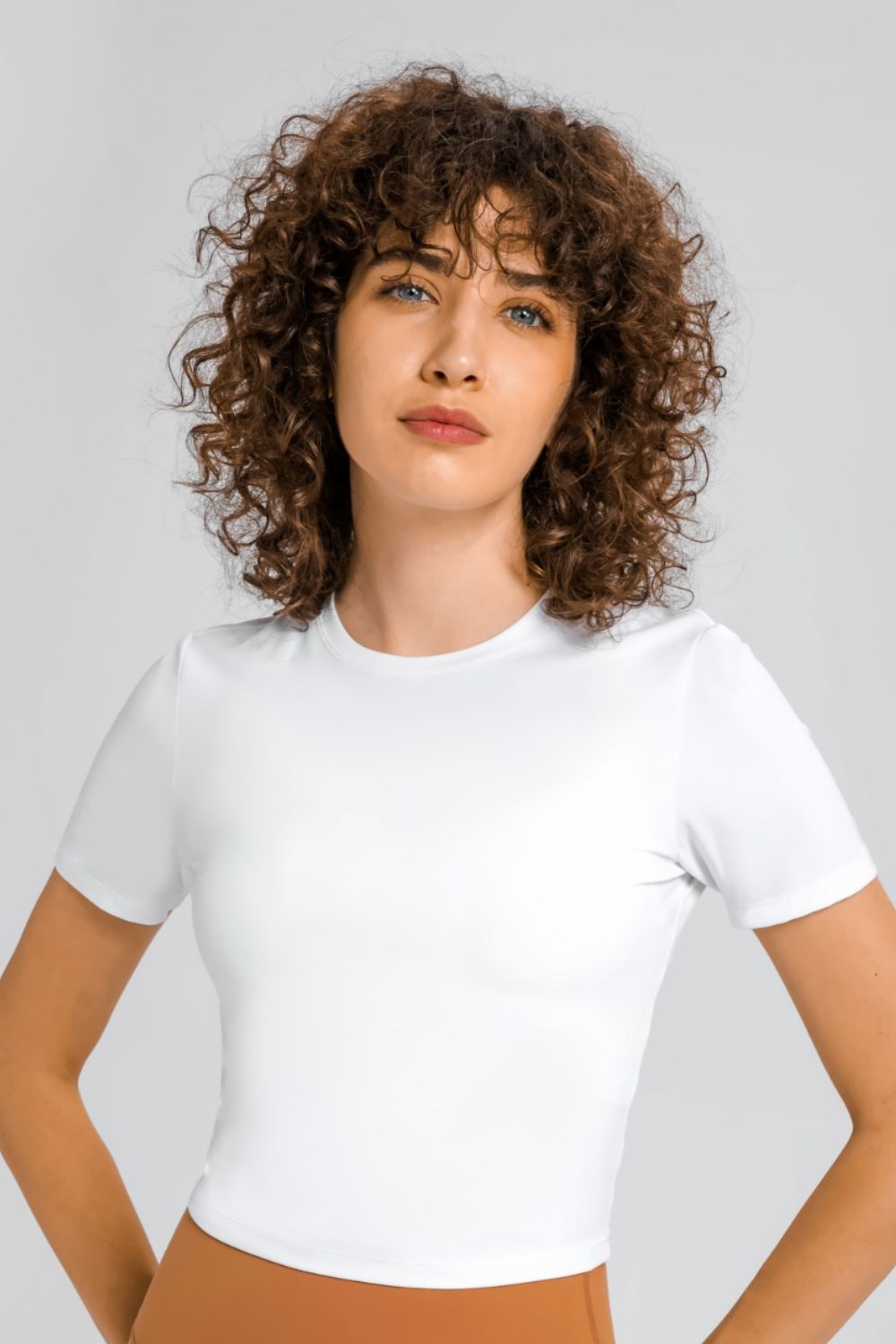 Round Neck Short Sleeve Yoga Tee Trendsi