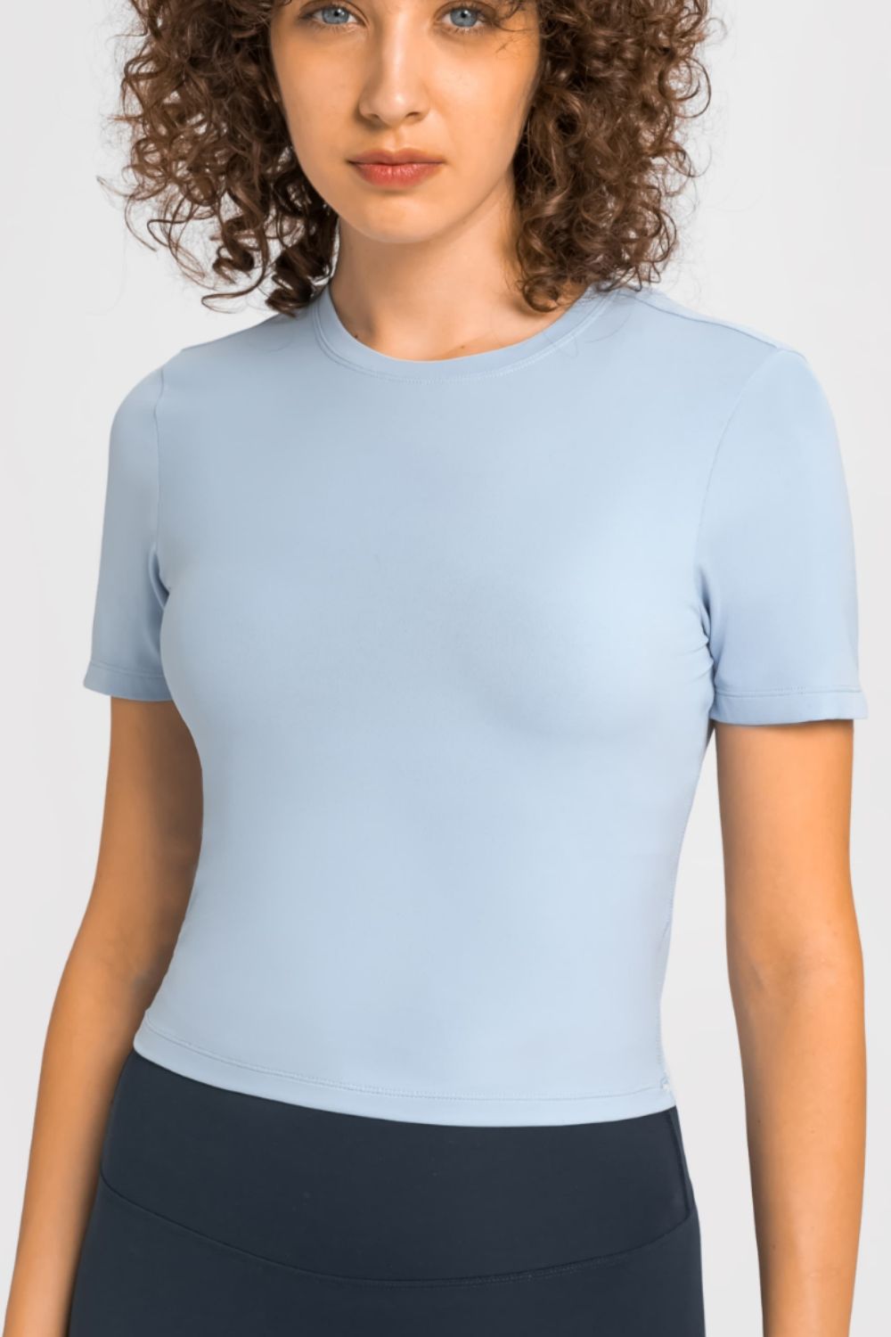 Round Neck Short Sleeve Yoga Tee Trendsi