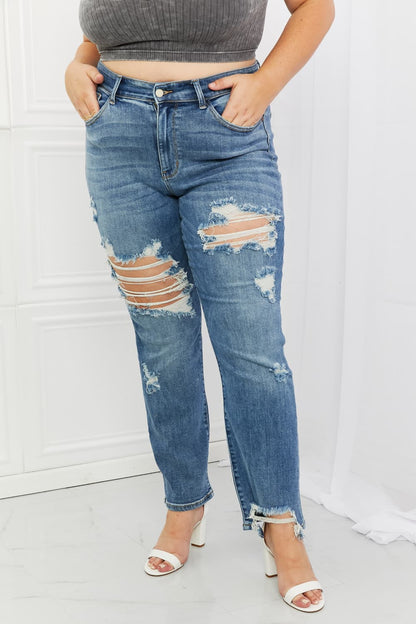 Judy Blue Bella Distressed Straight Jeans