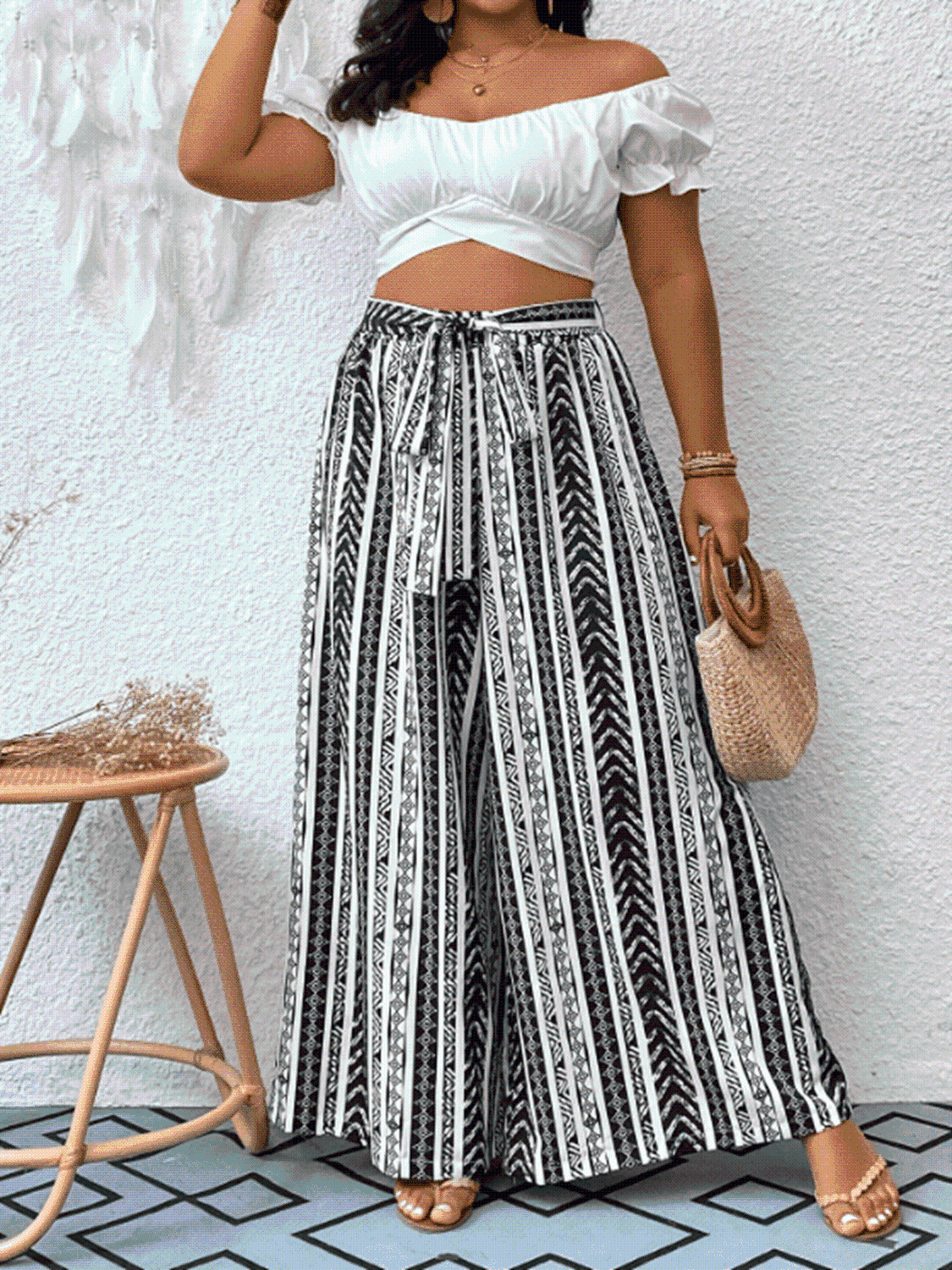 Plus+ Striped Tied Wide Leg Pants