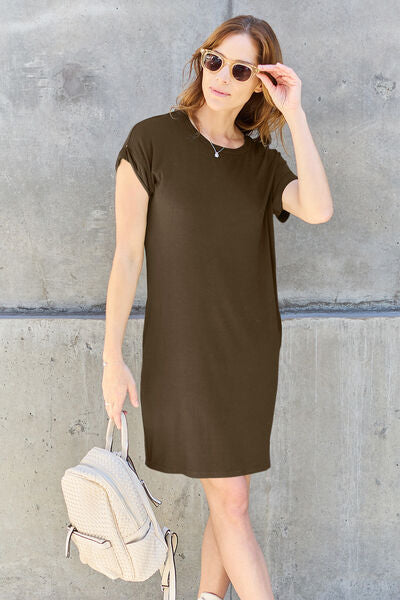 Basic Bae Round Neck Short Sleeve Dress with Pockets