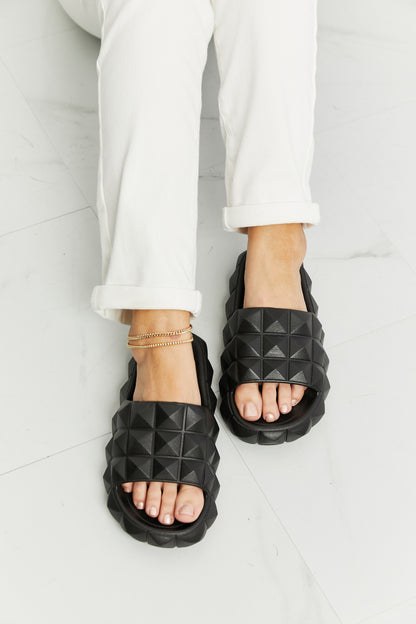 Legend Let's Chill 3D Stud Slide Sandal Trendsi