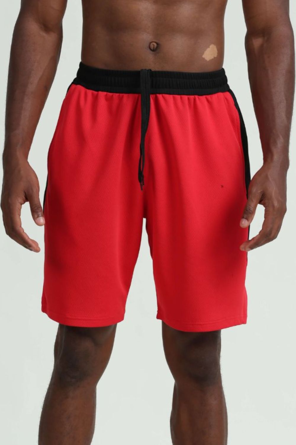 Men's Contrast Trim Drawstring Waist Bermuda Shorts Trendsi