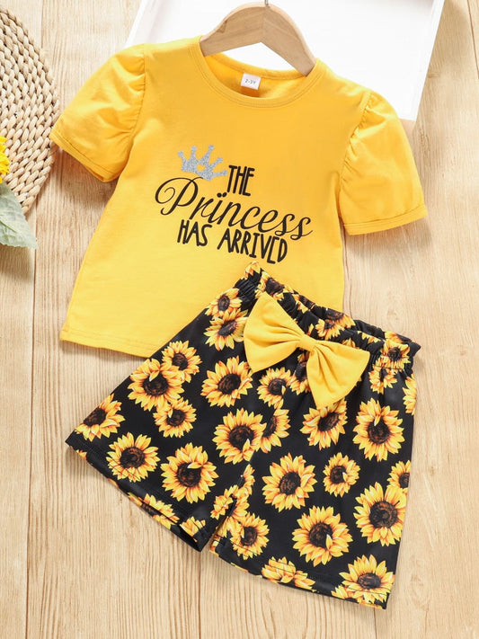 Girls Slogan Graphic Top and Sunflower Print Shorts Set Trendsi