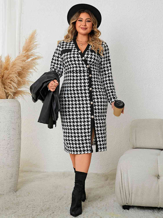 Plus+ Houndstooth Long Sleeve Slit Dress