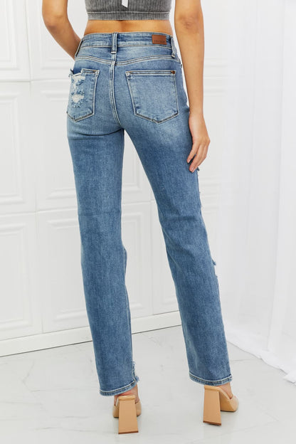 Judy Blue Bella Distressed Straight Jeans