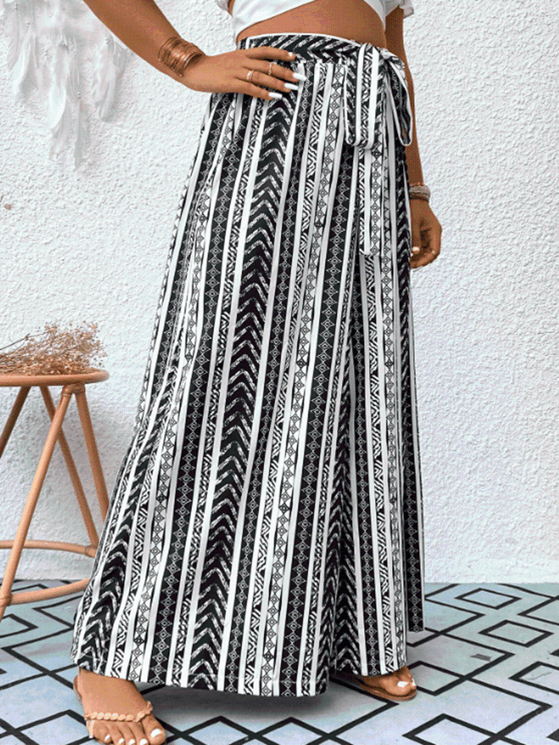 Plus+ Striped Tied Wide Leg Pants