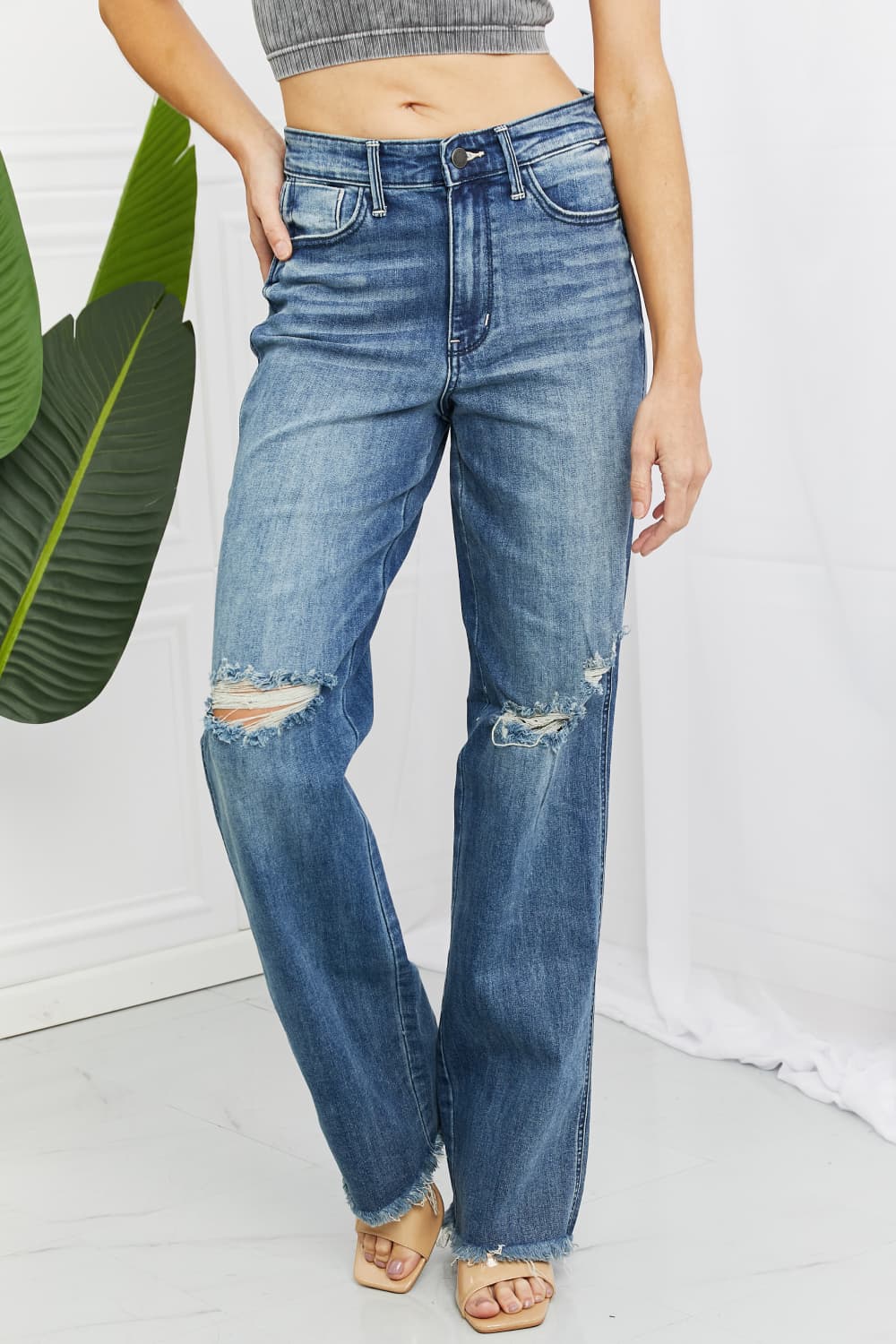 Becka Mid Rise Straight Jeans Trendsi