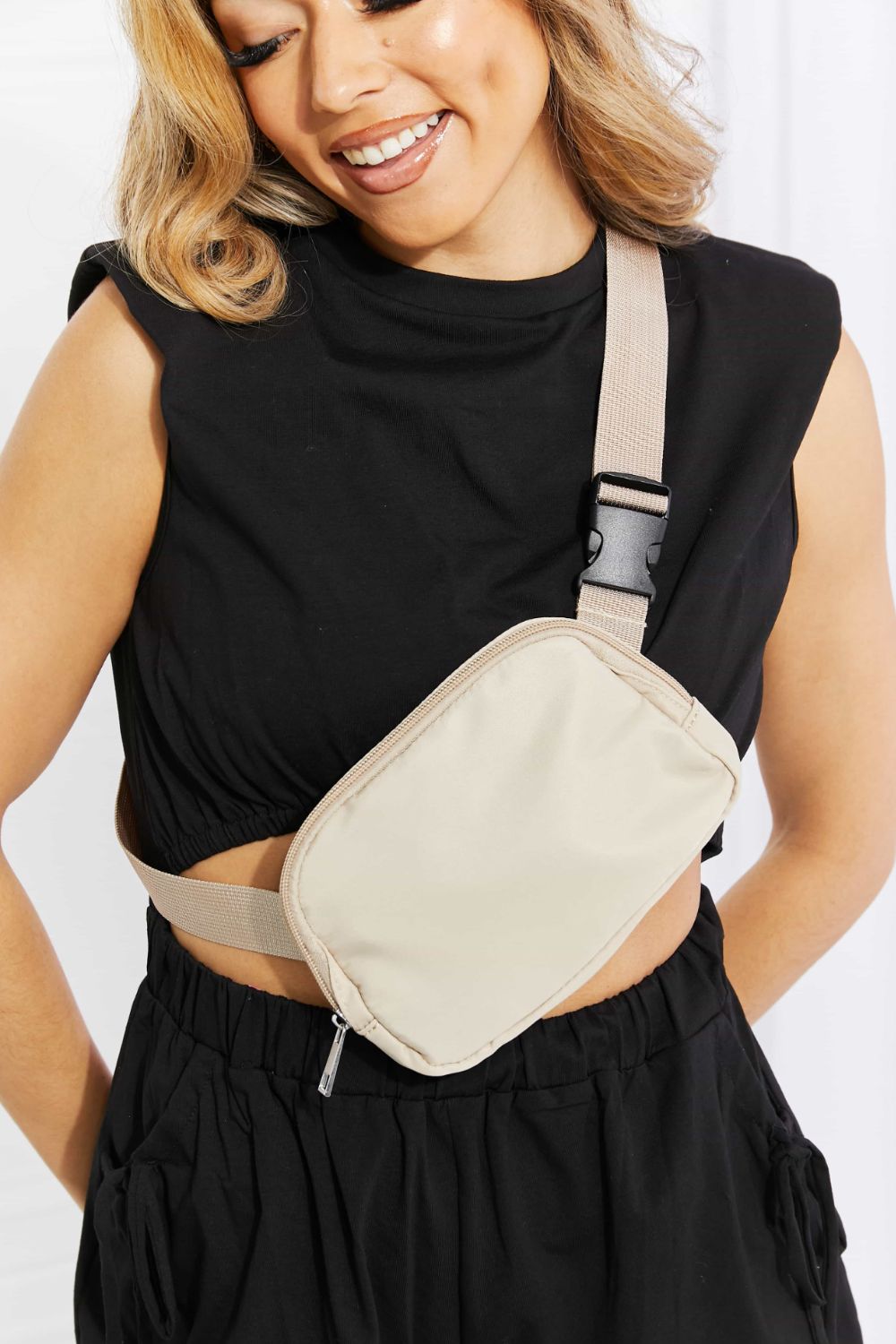 Buckle Zip Closure Fanny Pack Trendsi