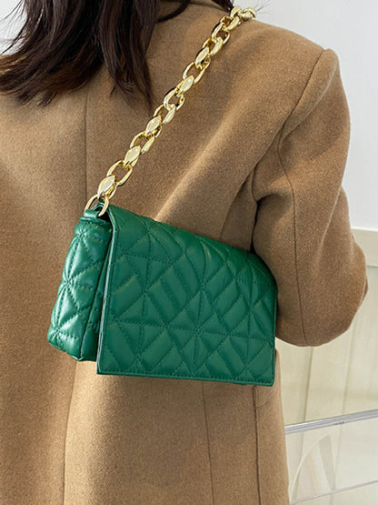 Contrasting Chain Detail Shoulder Bag