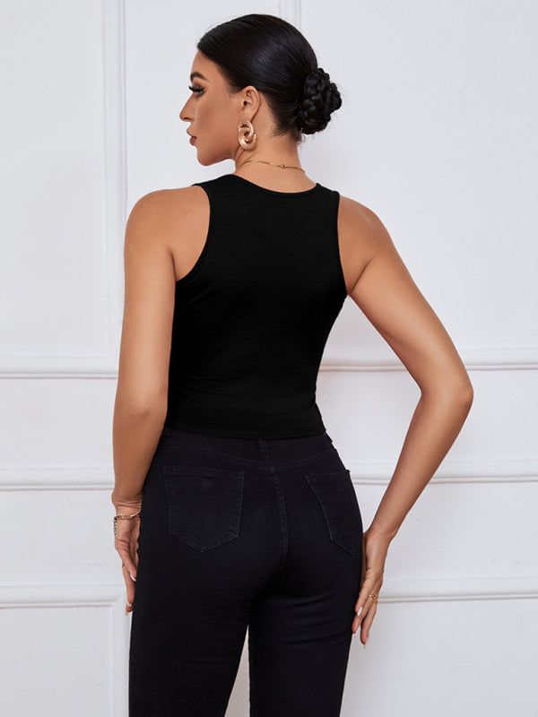 Solid Color Knit Y-neckline Cropped Henley Tank Top kakaclo