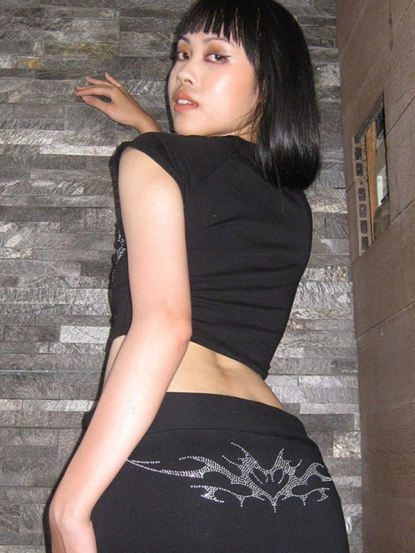 Embellished Claw Diamond Ribbed Graphic Crop Top kakaclo